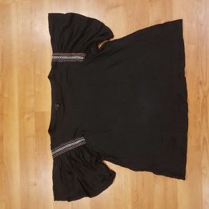 Ann Taylor Black Short/Flowy Sleeve Shirt